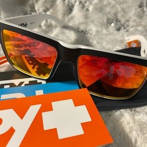 SPY CYRUS HD HAPPY LENS REFLECTIVE & WHITE FRAME